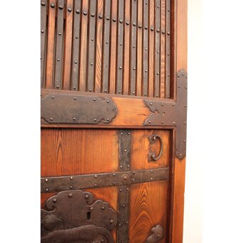 鉄金具総欅格子蔵戸　W552Y 