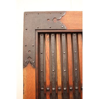 鉄金具総欅格子蔵戸　W552Y 