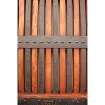 重厚鉄金具総欅格子蔵戸　W553 