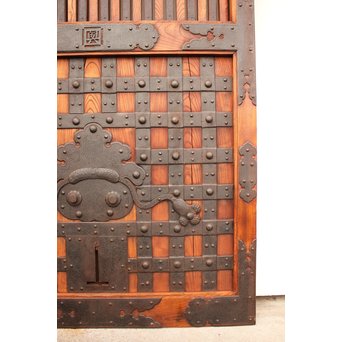 重厚鉄金具総欅格子蔵戸　W553 