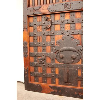 重厚鉄金具総欅格子蔵戸　W553 