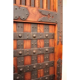 重厚鉄金具総欅格子蔵戸　W553 