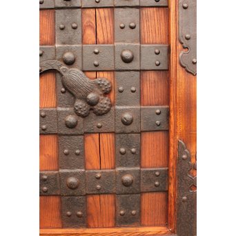 重厚鉄金具総欅格子蔵戸　W553 