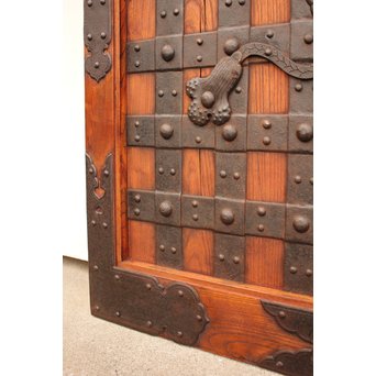 重厚鉄金具総欅格子蔵戸　W553 