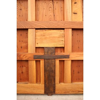 重厚鉄金具総欅格子蔵戸　W553 