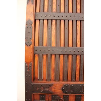 重厚鉄金具総欅格子蔵戸　W553 