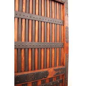 重厚鉄金具総欅格子蔵戸　W553 