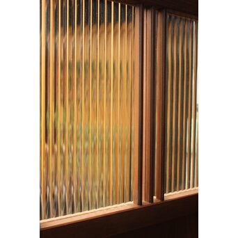 モールガラス雪隠戸　GD1069 