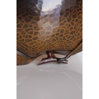 猩々堂紹美造 黄銅鎚起 桃式白金箔 菓子器　K567 