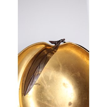 猩々堂紹美造 黄銅鎚起 桃式白金箔 菓子器　K567 