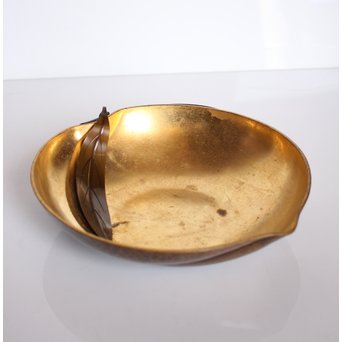 猩々堂紹美造 黄銅鎚起 桃式白金箔 菓子器　K567 