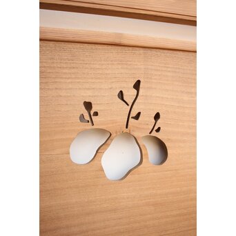 長尺特大 桐透かし欄間 2枚1組　R2213 透かしデザインも巧みに使い分けます