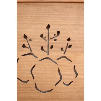 長尺特大 桐透かし欄間 2枚1組　R2213 透かしデザインも巧みに使い分けます