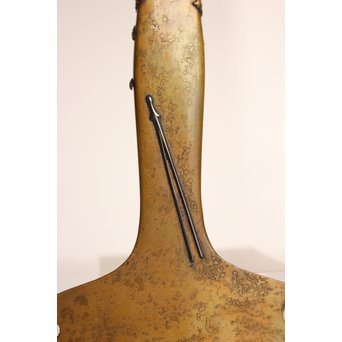 内山大介一族 長芳作 鍍金高盛銀赤銅象嵌 落葉虫 黄銅灰匙/灰ならし　H499 