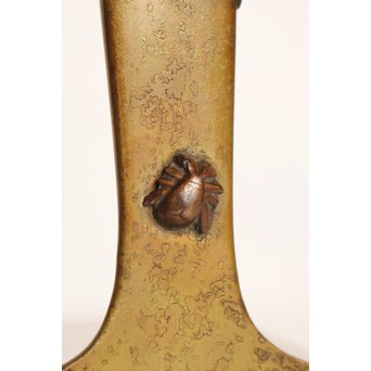 内山大介一族 長芳作 鍍金高盛銀赤銅象嵌 落葉虫 黄銅灰匙/灰ならし　H499 