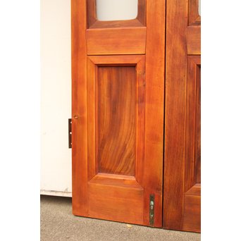 二段階観音ガラスドア　GD1084 