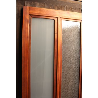 二段階観音ガラスドア　GD1084 