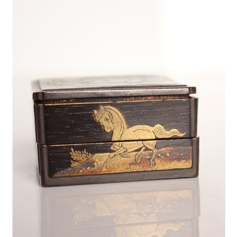 紫檀風 馬図蒔絵重香合　Q001 