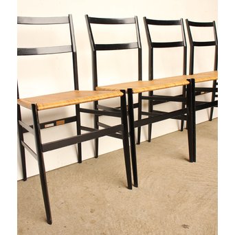 Cassinaカッシーナ スーパーレッジェーラSuperleggera 4脚1組　T398 