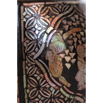 阿古陀型 螺鈿/青貝入香炉　Q002 