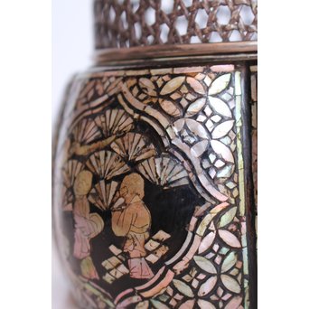 阿古陀型 螺鈿/青貝入香炉　Q002 