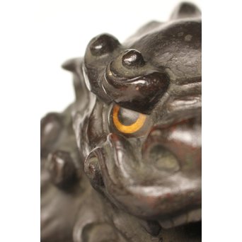 市岡紫雲 玉獅子置物　M017 