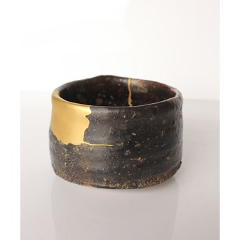 瀬戸黒茶碗　P020