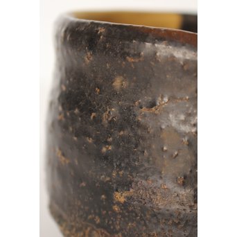 瀬戸黒茶碗　P020 