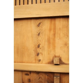 侘朽ちた鉄板 細身格子蔵戸　W588 