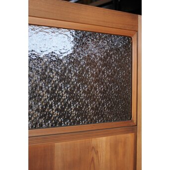 シンプルなプレスガラス雪隠戸　GD1120 