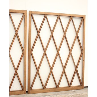 ダイアカットの市松ガラス窓 2枚1組　GD1137 