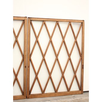 ダイアカットの市松ガラス窓 2枚1組　GD1137 