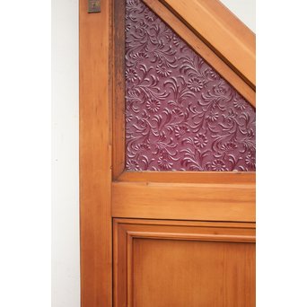 プレス紫色ガラス建具　GD1141 