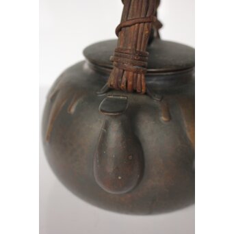 玉川堂 鎚起銅製 甕垂文湯沸/銅瓶 アケビ蔓弦　M042 