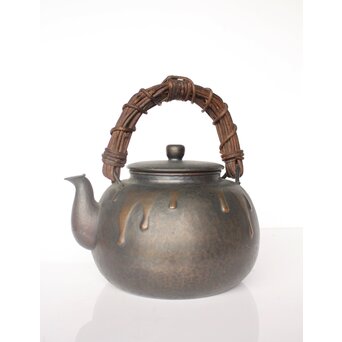 玉川堂 鎚起銅製 甕垂文湯沸/銅瓶 アケビ蔓弦　M042