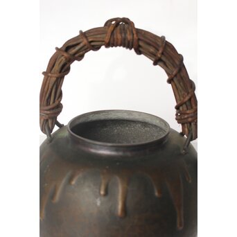 玉川堂 鎚起銅製 甕垂文湯沸/銅瓶 アケビ蔓弦　M042 