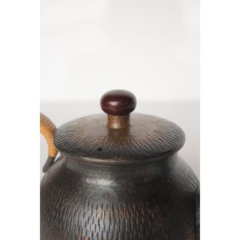 玉川堂 鎚起銅製 壷形ござ目藤編横手急須　M043 