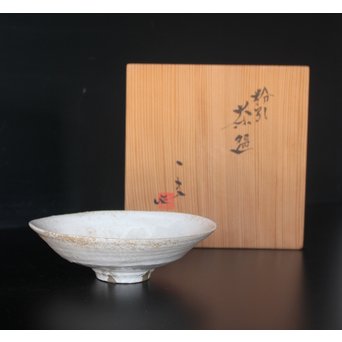 八木一夫 粉引茶碗　P035