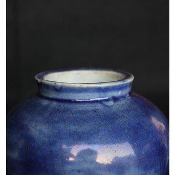 李朝 白磁瑠璃地 刷毛目丸壷　P044 