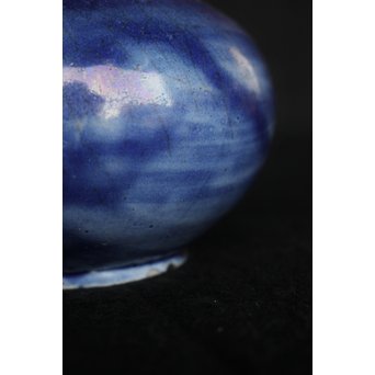 李朝 白磁瑠璃地 刷毛目丸壷　P044 