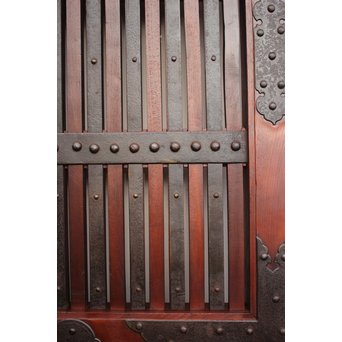 重厚鉄金具総欅格子蔵戸　W930 