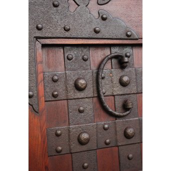 重厚鉄金具総欅格子蔵戸　W930 