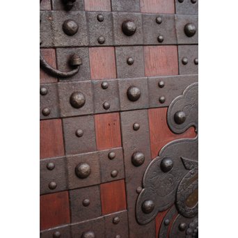 重厚鉄金具総欅格子蔵戸　W930 