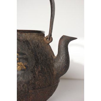 金寿堂 金銀象嵌鉄瓶　M061 