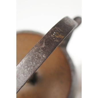 金寿堂 金銀象嵌鉄瓶　M061 