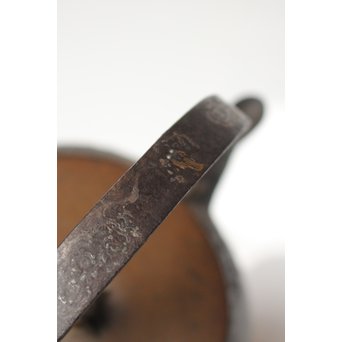 金寿堂 金銀象嵌鉄瓶　M061 