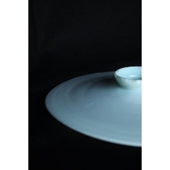 淡いブルーの平笠　A1874 