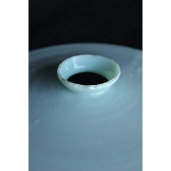 淡いブルーの平笠　A1874 