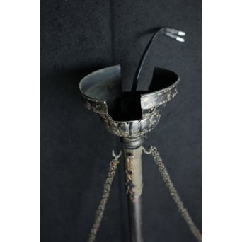 2灯桜紋 花型シェードのシャンデリア照明　A1876 