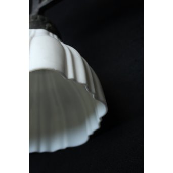 2灯桜紋 花型シェードのシャンデリア照明　A1876 